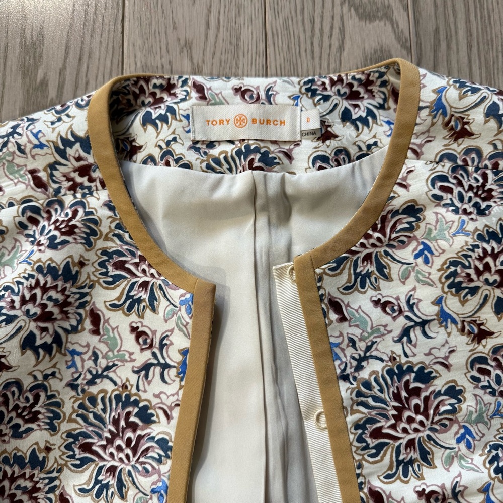 Tory Burch Floral Jacquard Crewneck Jacket with Tan Trim - Picture 3 of 11